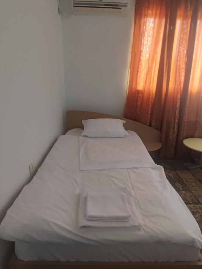 Кианти Hotel Kurdzhali Exterior photo