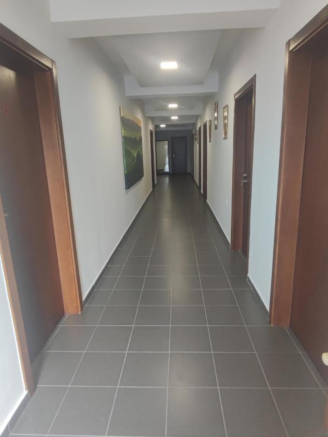 Кианти Hotel Kurdzhali Exterior photo