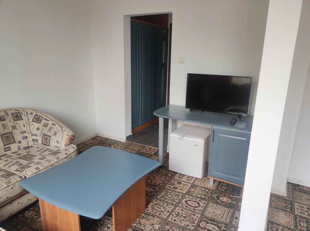 Кианти Hotel Kurdzhali Exterior photo